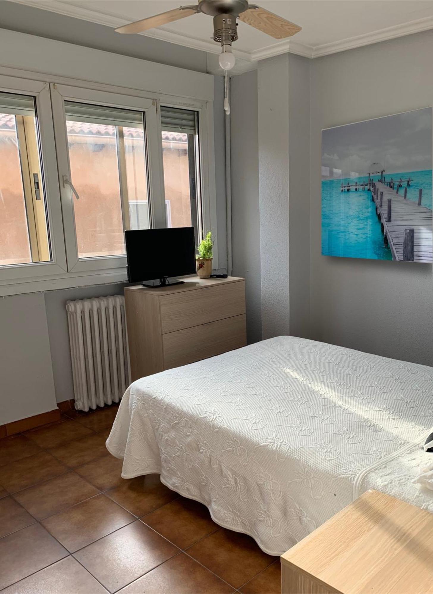 Hotel Y Restaurante Puerta De Aranda Aranda de Duero Dış mekan fotoğraf