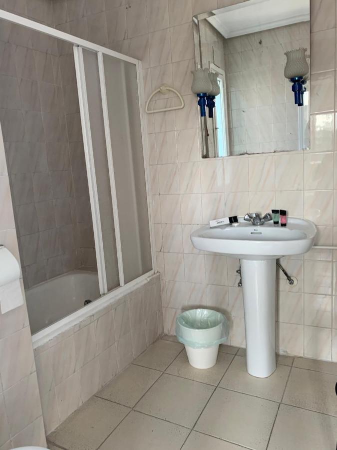 Hotel Y Restaurante Puerta De Aranda Aranda de Duero Dış mekan fotoğraf